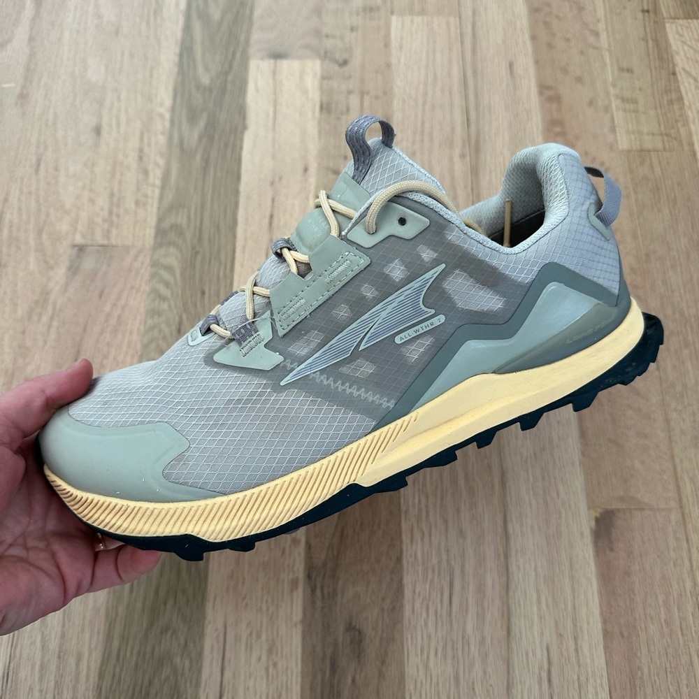 Altra Lone Peak All-WTHR 2 Women's Size 10 Trail Running Shoes Grey